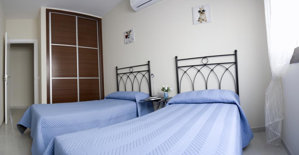 그라나딜라데아보나 Casa Yoel 빌라 외부 사진